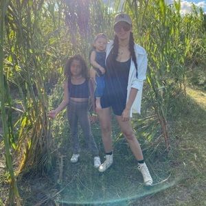 Meet your Posher, Jle